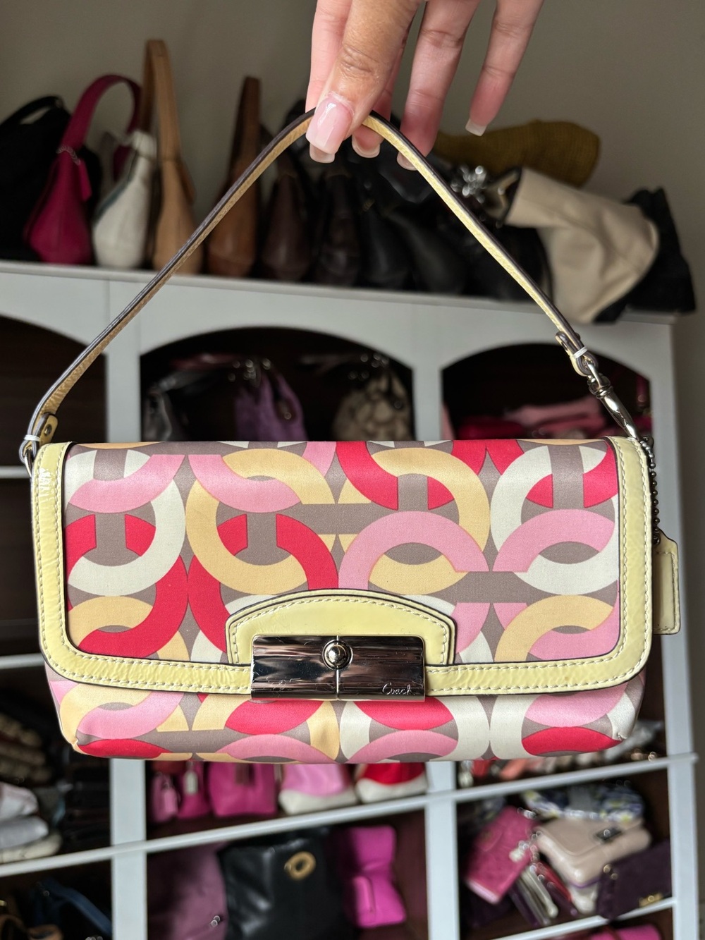 💛💝COACH Kristin Op Art Chainlink Flap Wristlet Mini Bag💝💛